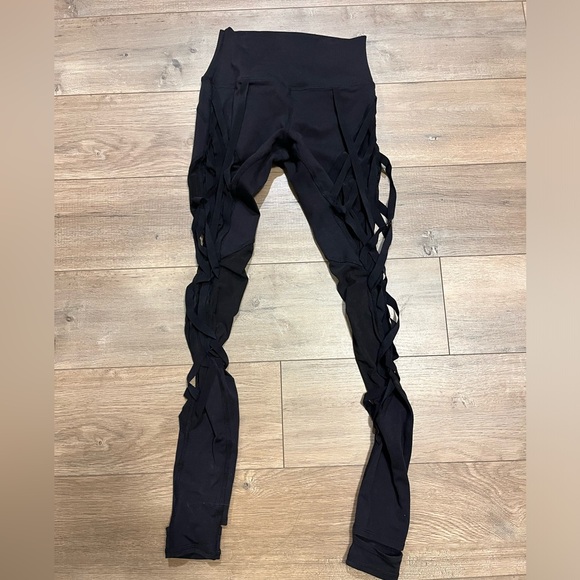 Alo Yoga High Waist Wrap Stirrup Legging - XS - Picture 3 of 4